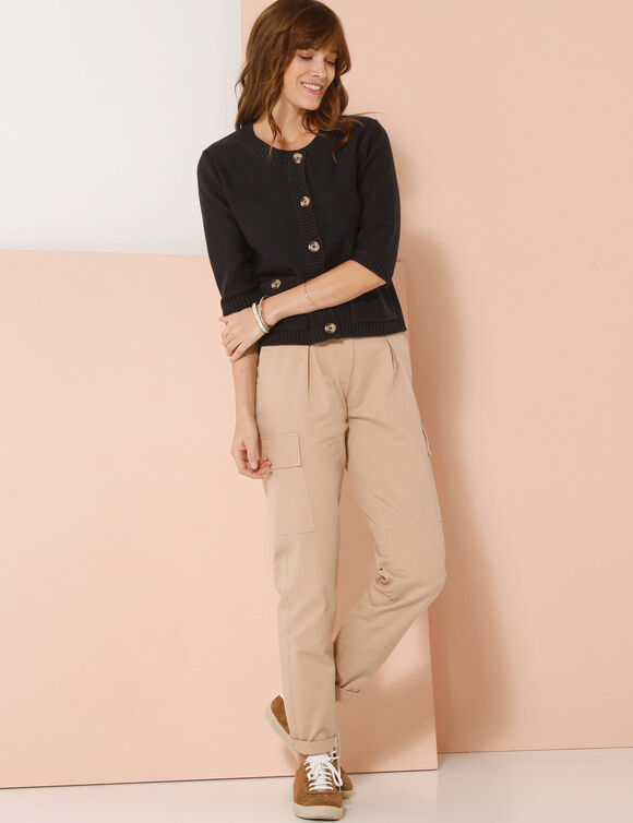 Cardigan boutonné à poches, manches coude (marine) Cardigan boutonné à poches, manches coude (marine)